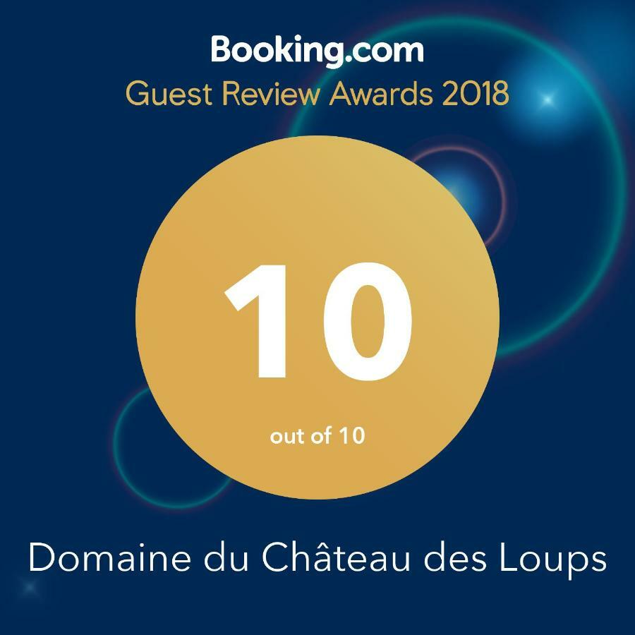 Chateau Des Loups - Les Pommiers Echire Esterno foto